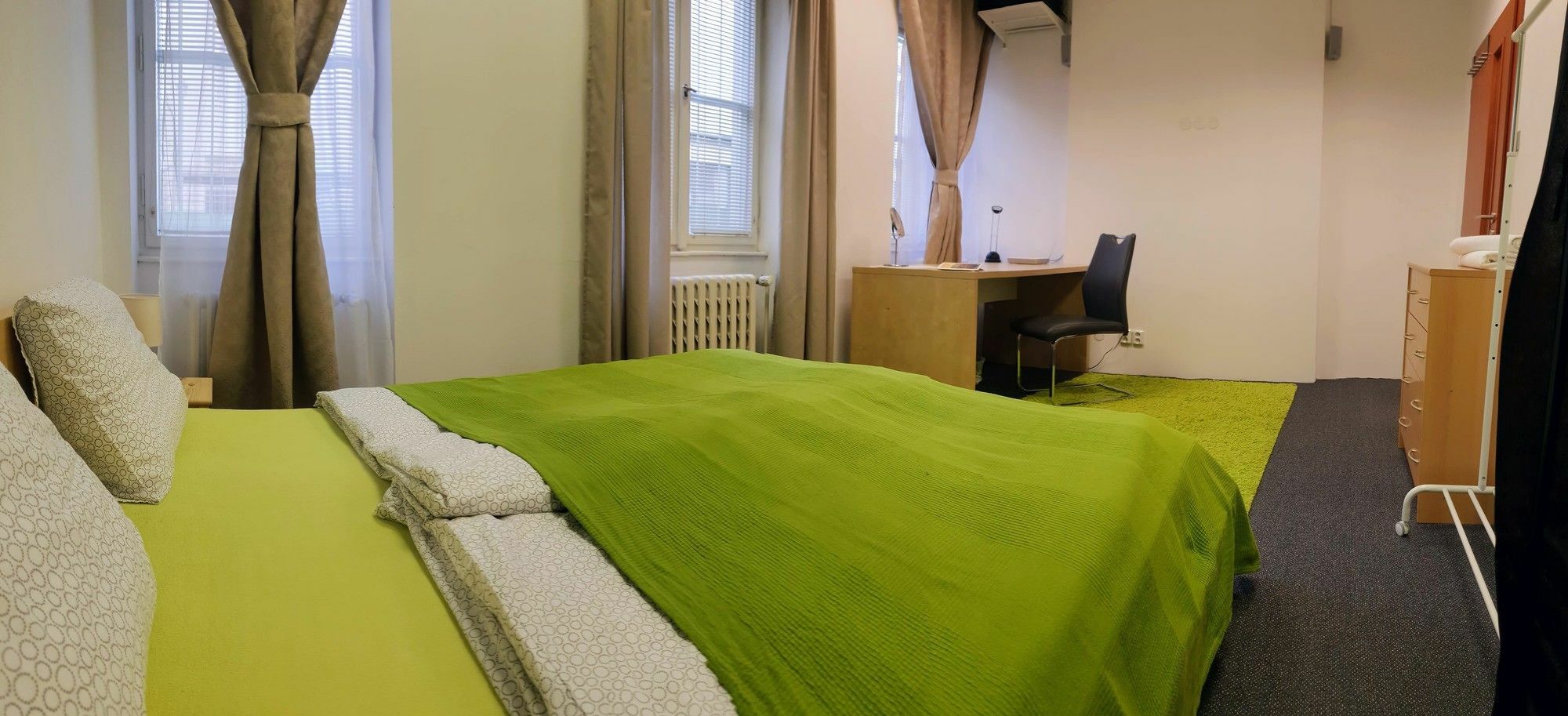 פראג Quiet Courtyard Apartment מראה חיצוני תמונה