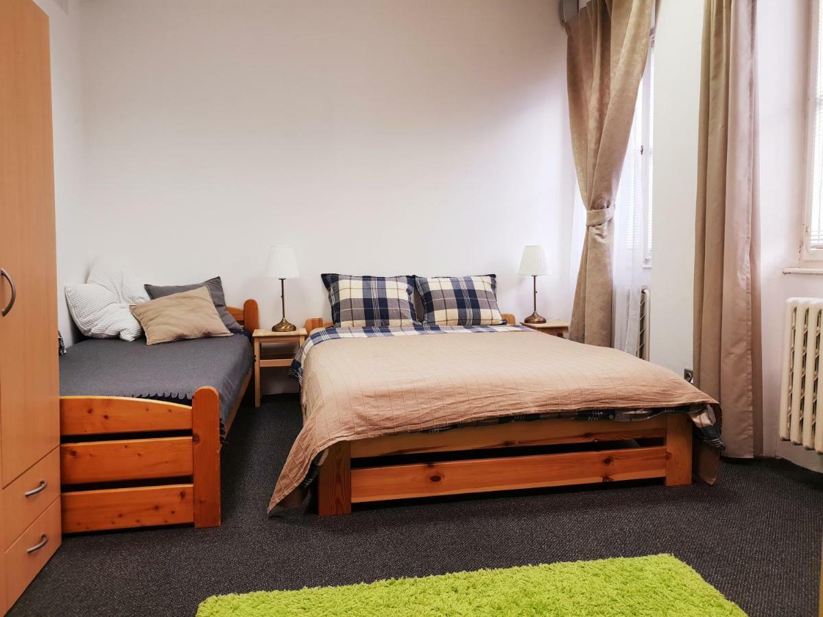 פראג Quiet Courtyard Apartment מראה חיצוני תמונה